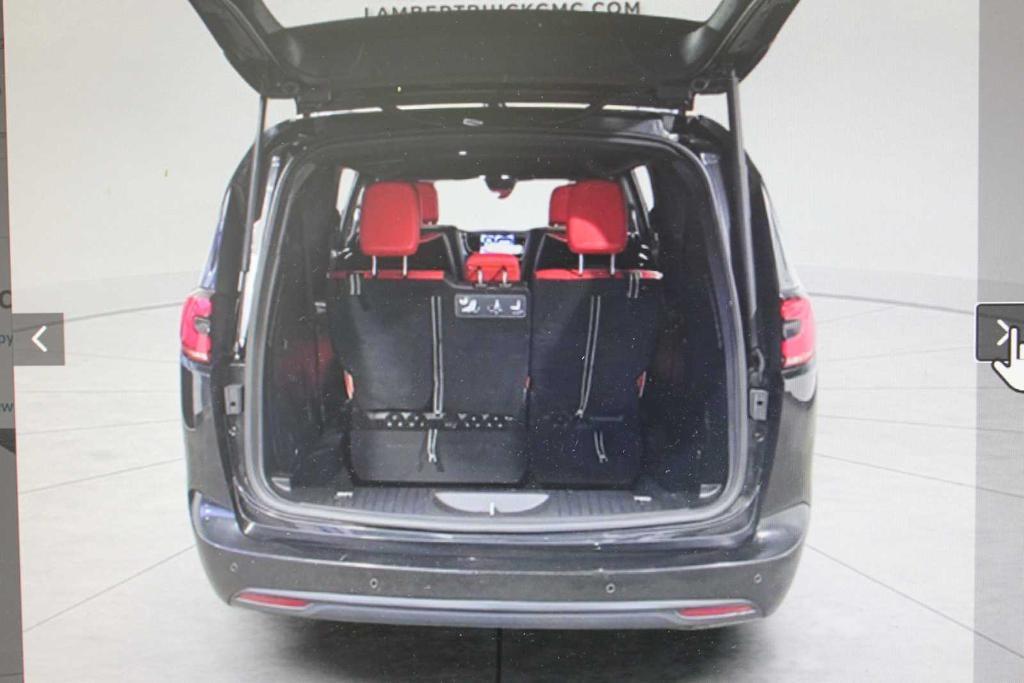 used 2021 Chrysler Pacifica Hybrid car, priced at $30,977