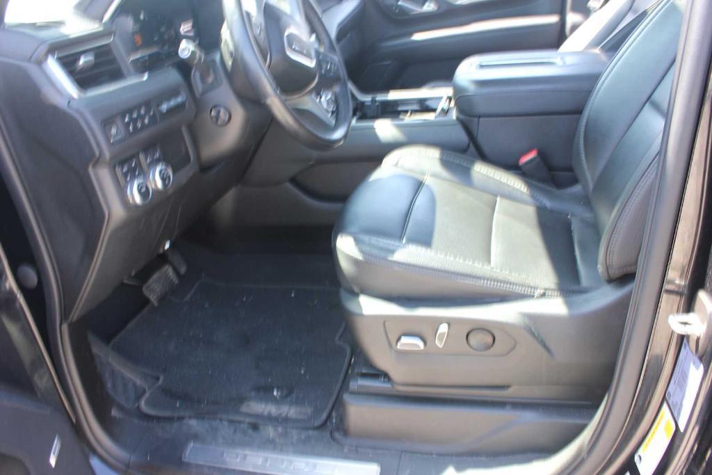 used 2022 GMC Yukon car, priced at $56,879