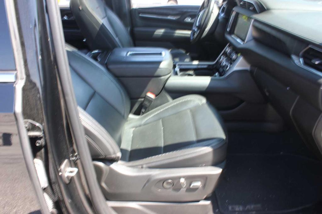 used 2022 GMC Yukon car, priced at $56,879