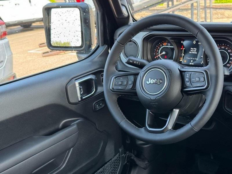 new 2025 Jeep Wrangler car, priced at $48,897