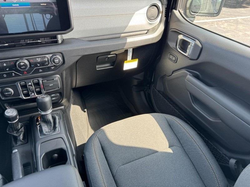 new 2025 Jeep Wrangler car, priced at $48,897