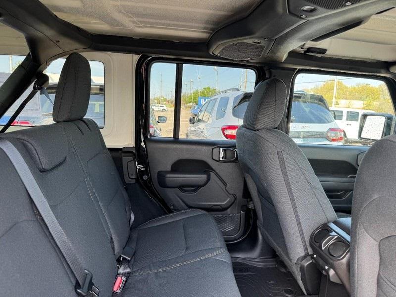 new 2025 Jeep Wrangler car, priced at $48,897