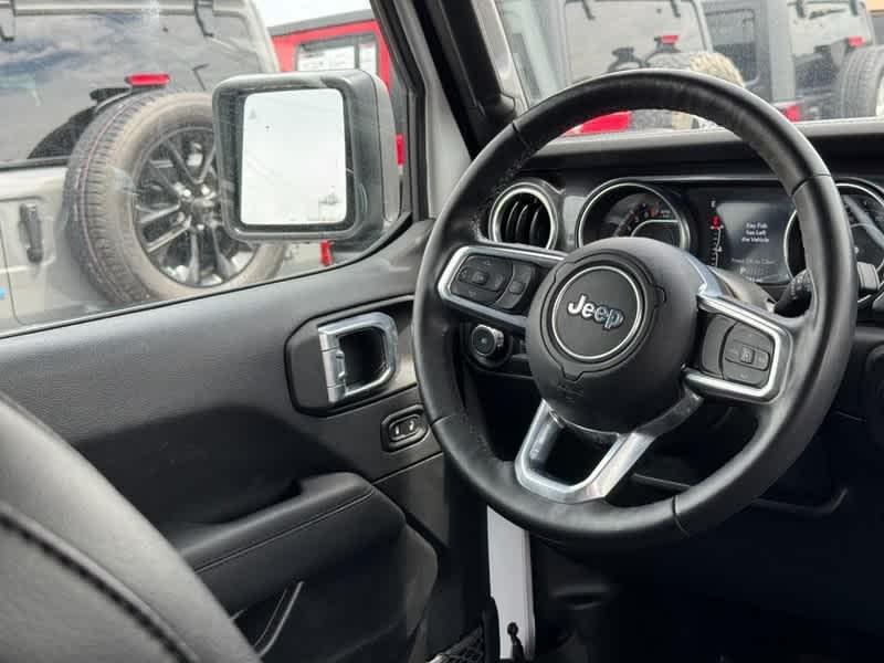 used 2021 Jeep Wrangler Unlimited car, priced at $35,302