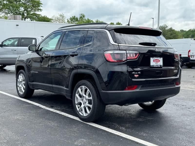 new 2024 Jeep Compass car, priced at $32,381