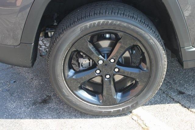 used 2023 Jeep Grand Cherokee car, priced at $37,548