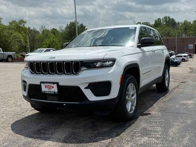 new 2025 Jeep Grand Cherokee car, priced at $41,575