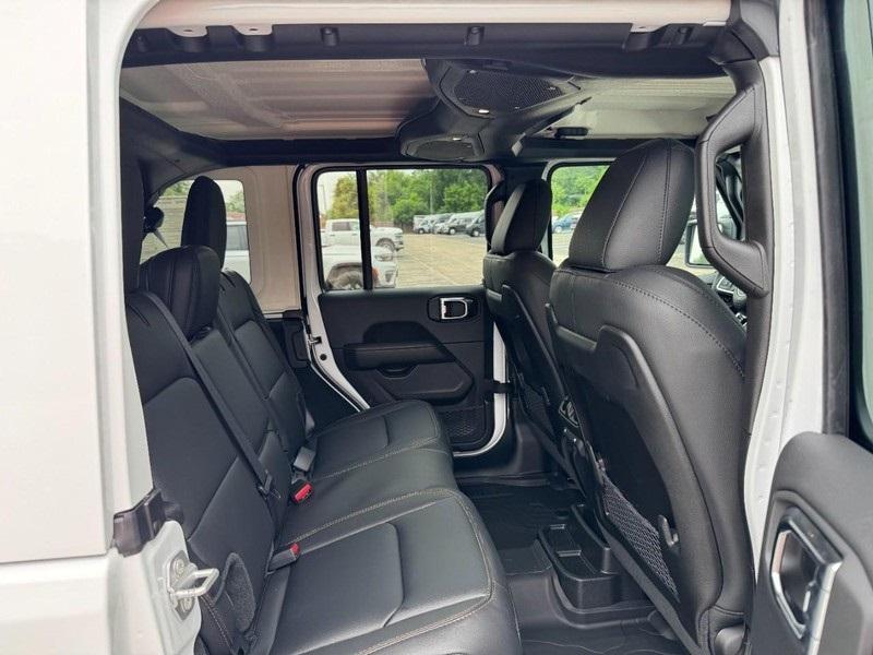 new 2025 Jeep Wrangler car, priced at $50,998