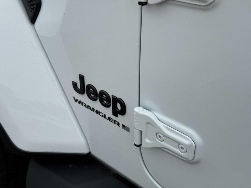new 2025 Jeep Wrangler car, priced at $50,998