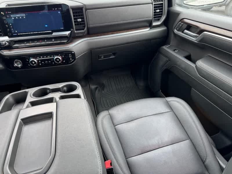 used 2024 GMC Sierra 1500 car, priced at $45,711