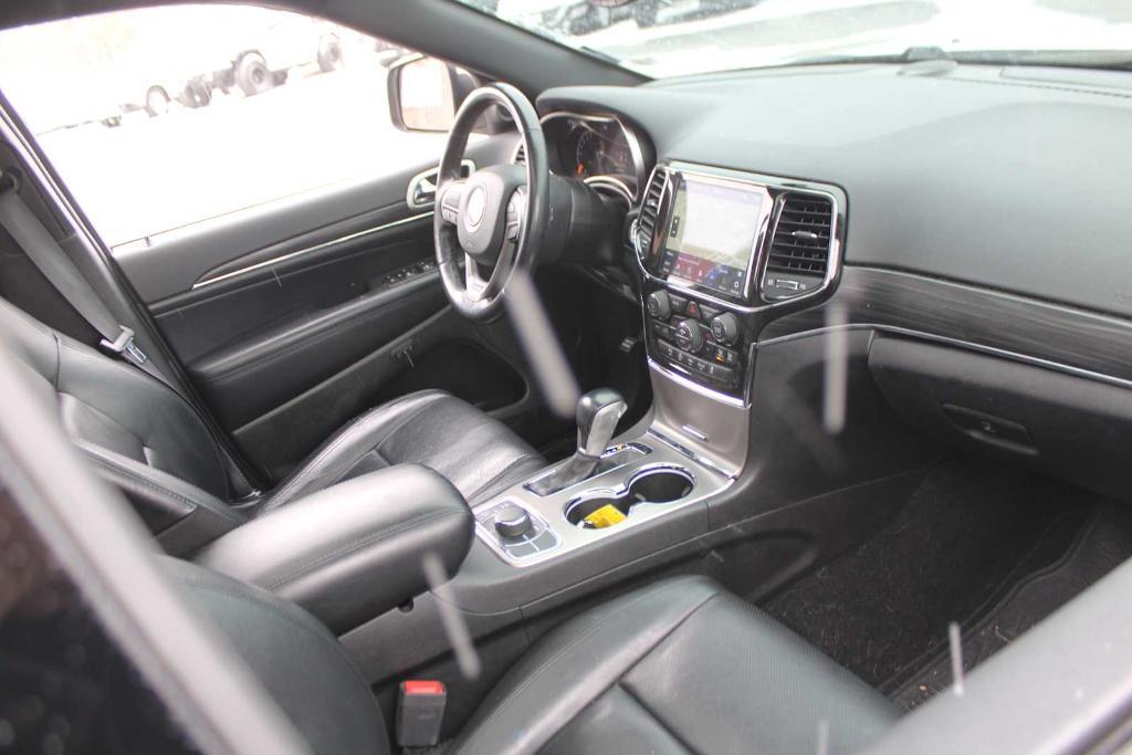 used 2021 Jeep Grand Cherokee car, priced at $30,978