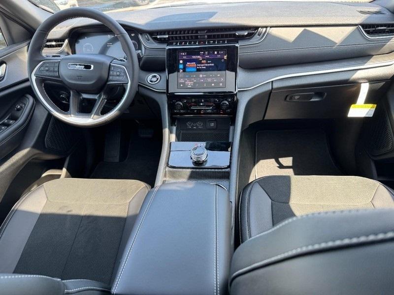 new 2025 Jeep Grand Cherokee L car, priced at $45,249