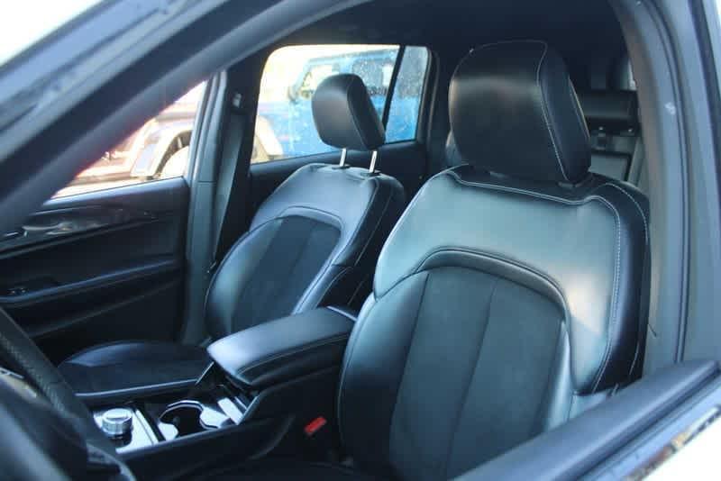 used 2023 Jeep Grand Cherokee car, priced at $34,873