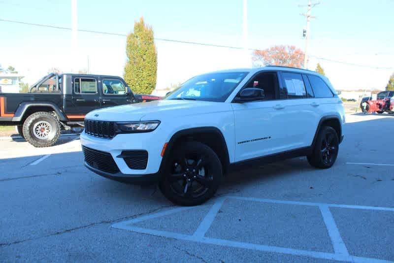 used 2023 Jeep Grand Cherokee car, priced at $34,873