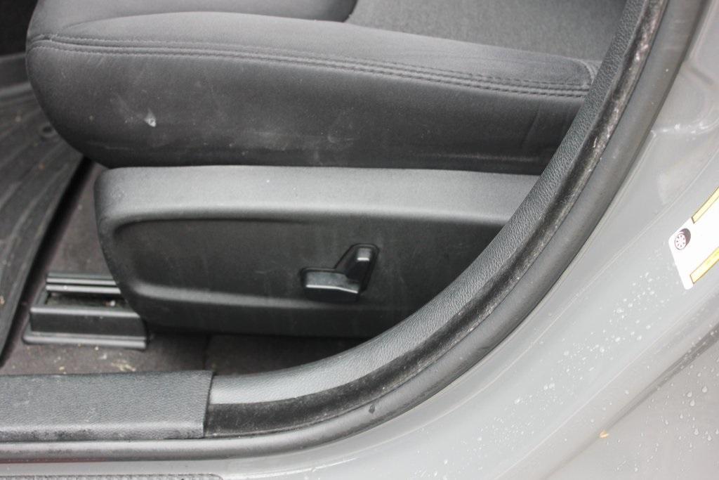 used 2018 Chrysler 300 car, priced at $17,548