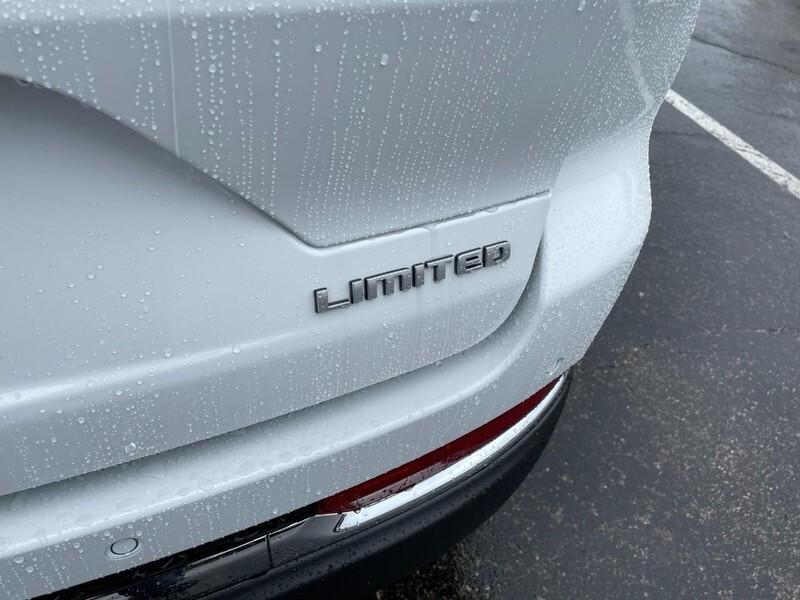 new 2024 Jeep Grand Cherokee car, priced at $52,062