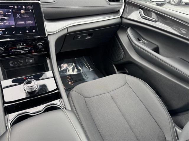 used 2023 Jeep Grand Cherokee car, priced at $30,410