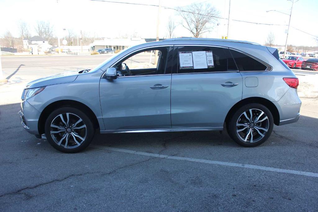 used 2020 Acura MDX car, priced at $32,998