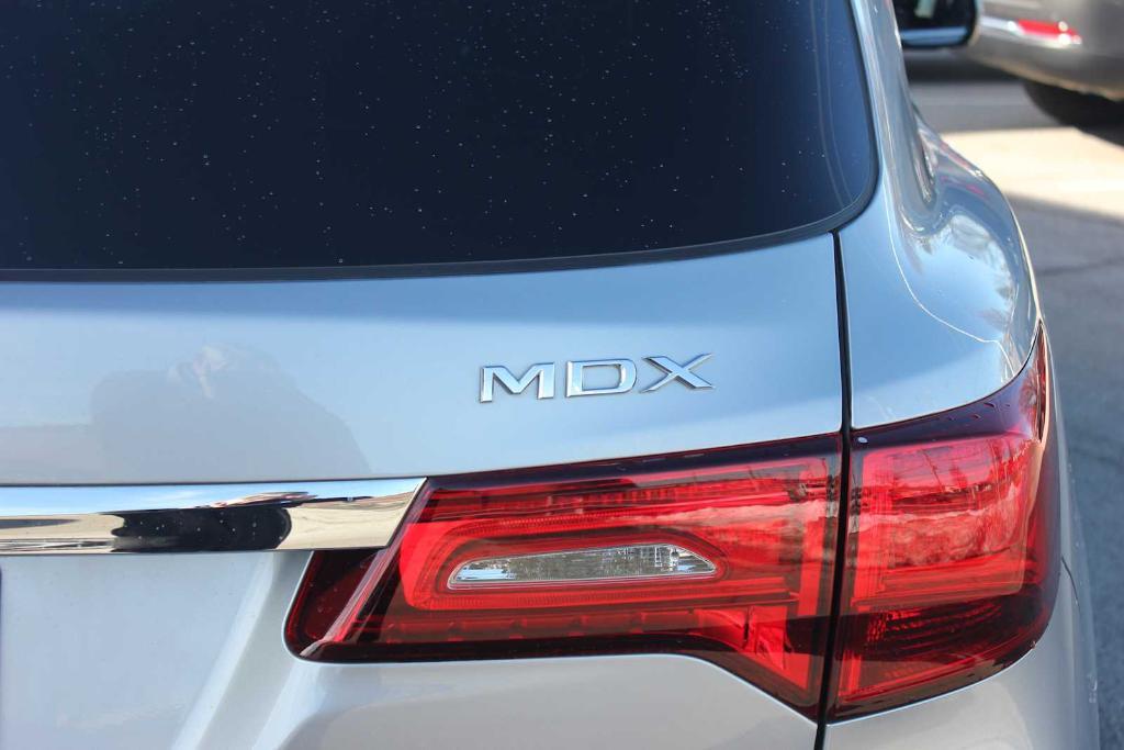 used 2020 Acura MDX car, priced at $32,998