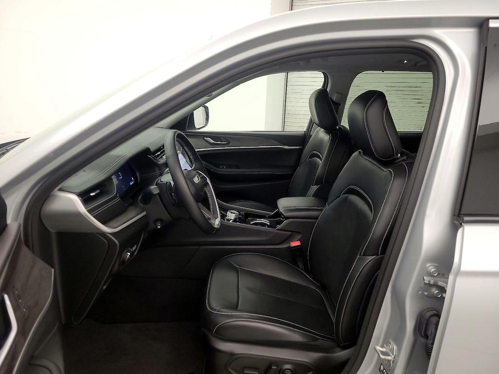 used 2022 Jeep Grand Cherokee car, priced at $35,998