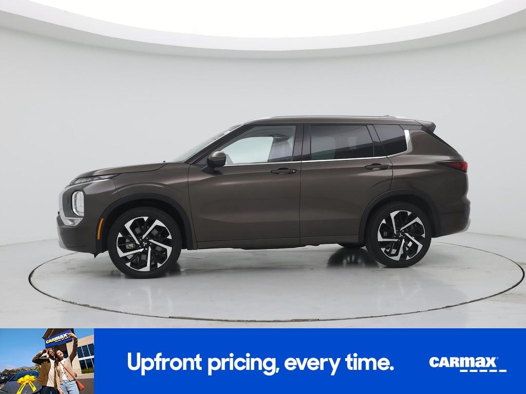 used 2023 Mitsubishi Outlander car, priced at $27,998