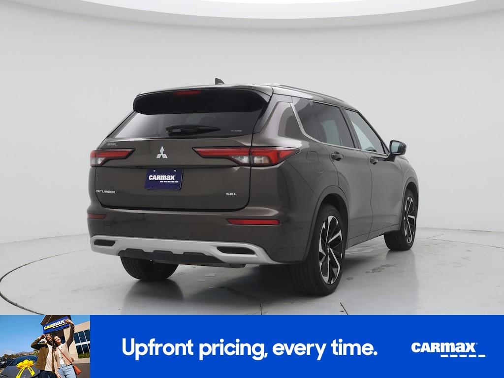 used 2023 Mitsubishi Outlander car, priced at $27,998