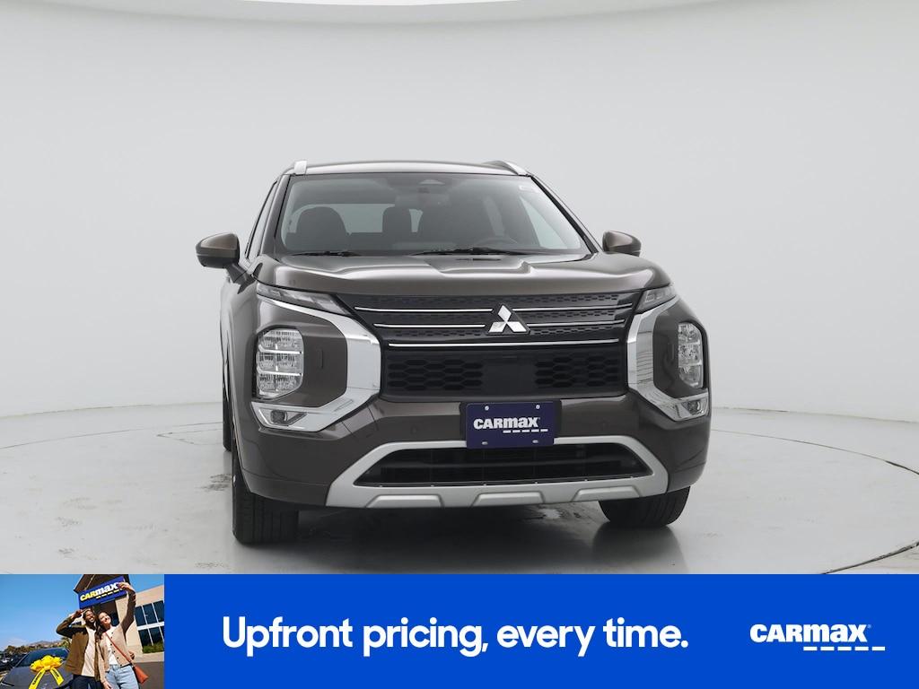 used 2023 Mitsubishi Outlander car, priced at $27,998