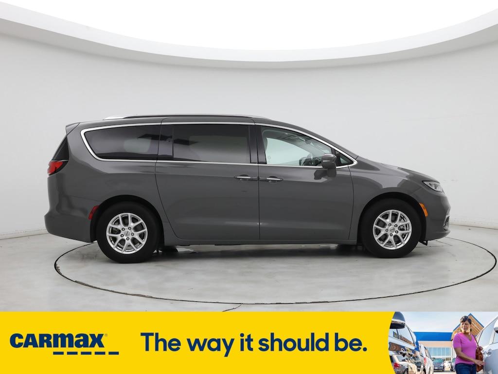 used 2021 Chrysler Pacifica car, priced at $30,998