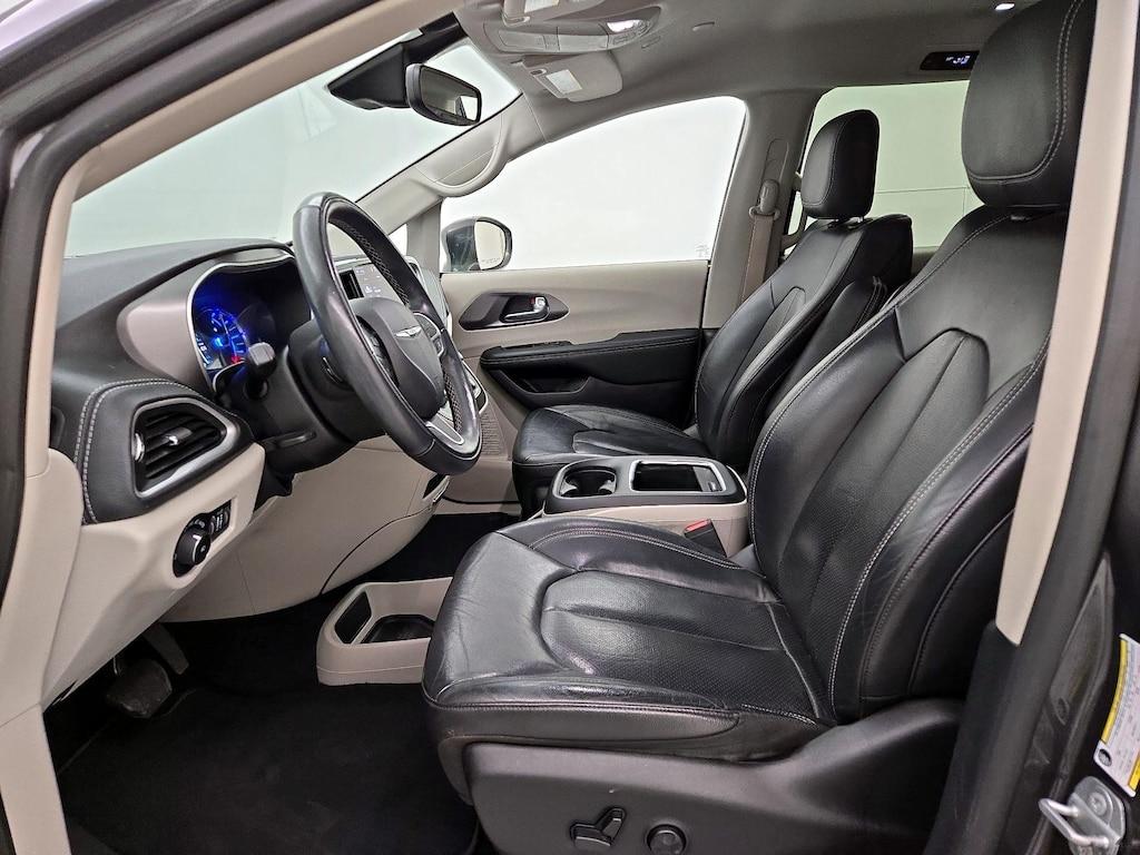 used 2022 Chrysler Pacifica Hybrid car, priced at $31,998