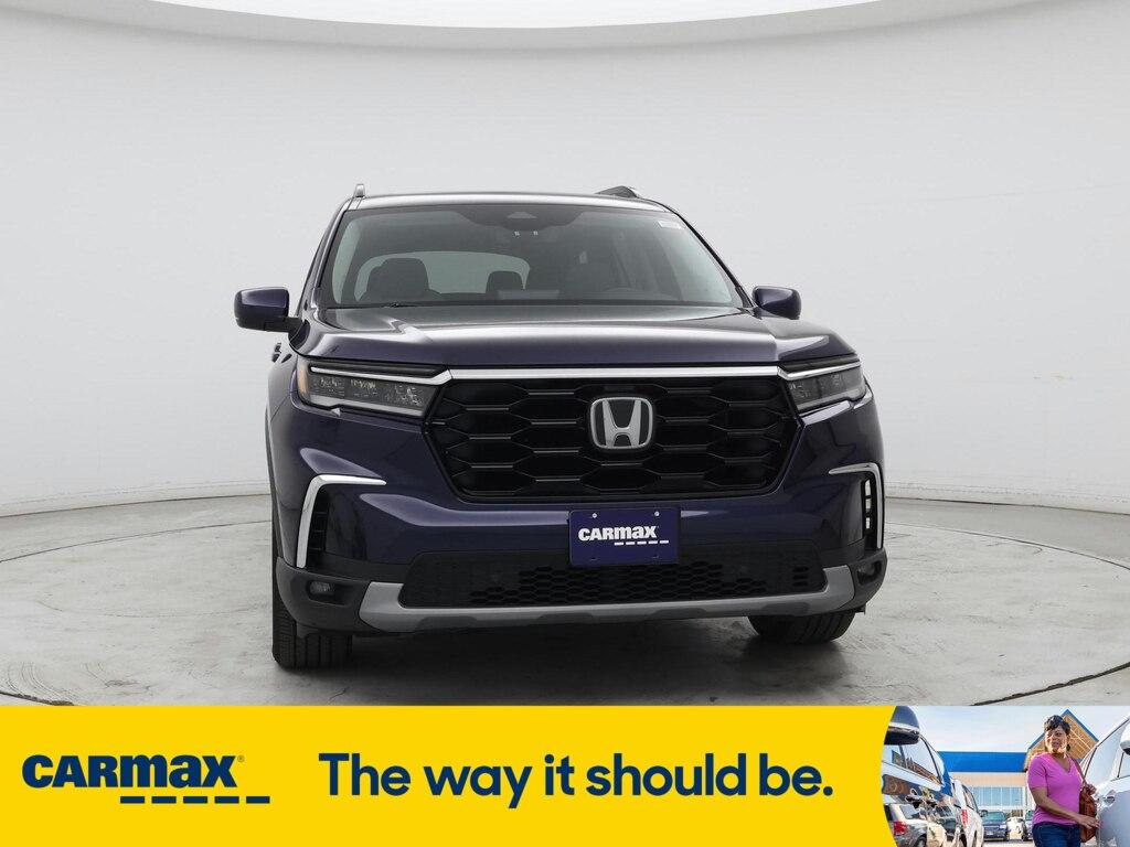 used 2023 Honda Pilot car, priced at $43,998