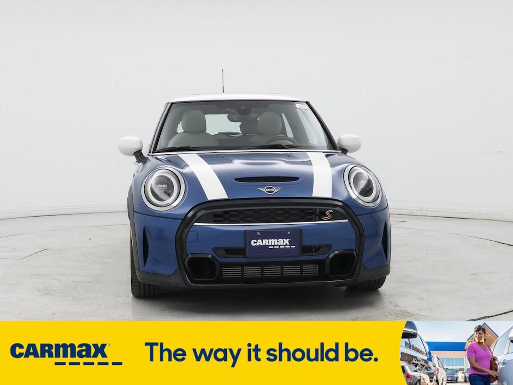 used 2022 MINI Hardtop car, priced at $24,998
