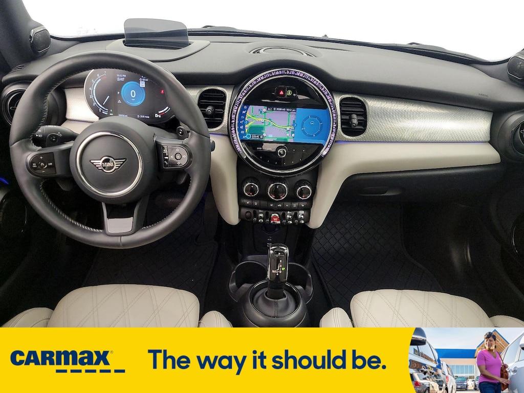 used 2022 MINI Hardtop car, priced at $24,998