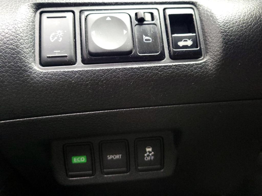 used 2016 Nissan Sentra car, priced at $12,998