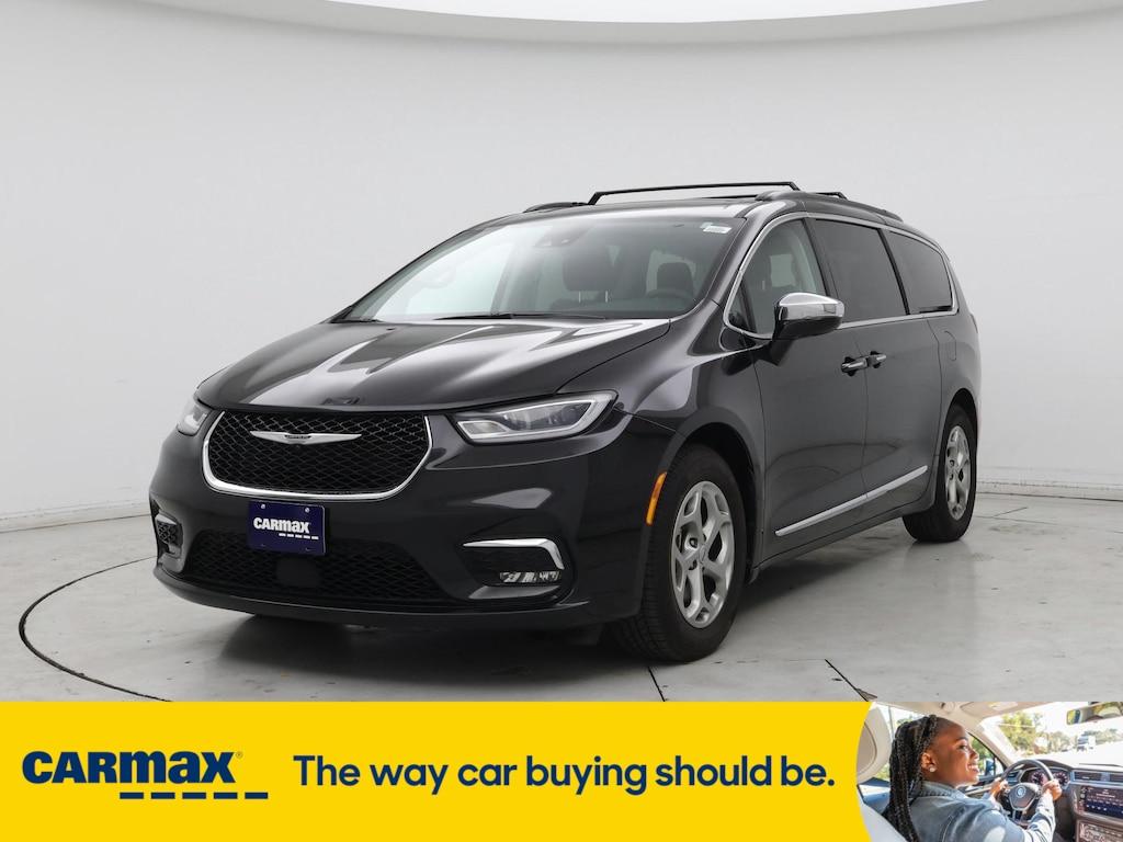 used 2023 Chrysler Pacifica car, priced at $30,998