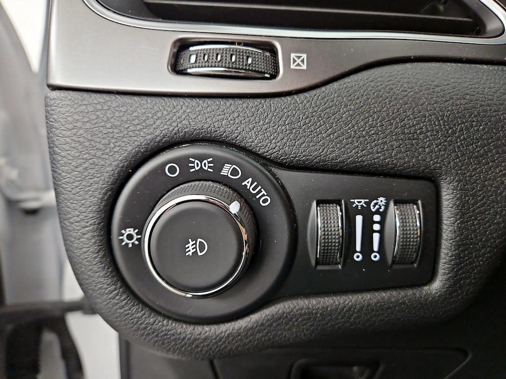 used 2020 Jeep Cherokee car, priced at $20,998