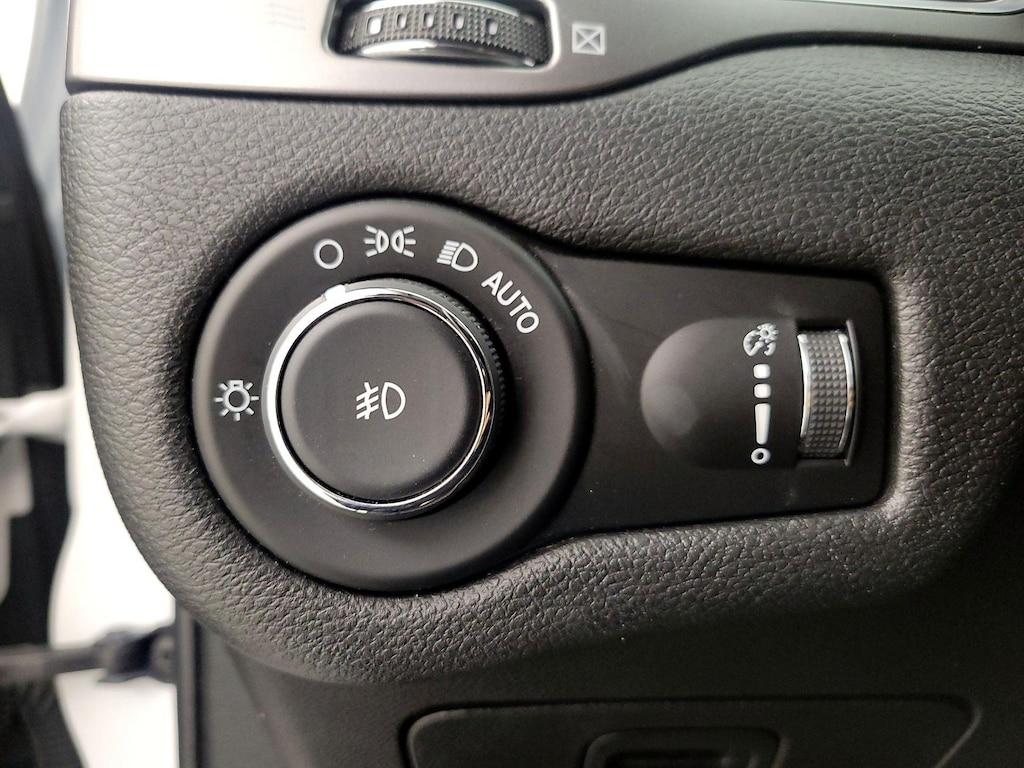 used 2019 Jeep Cherokee car, priced at $18,998