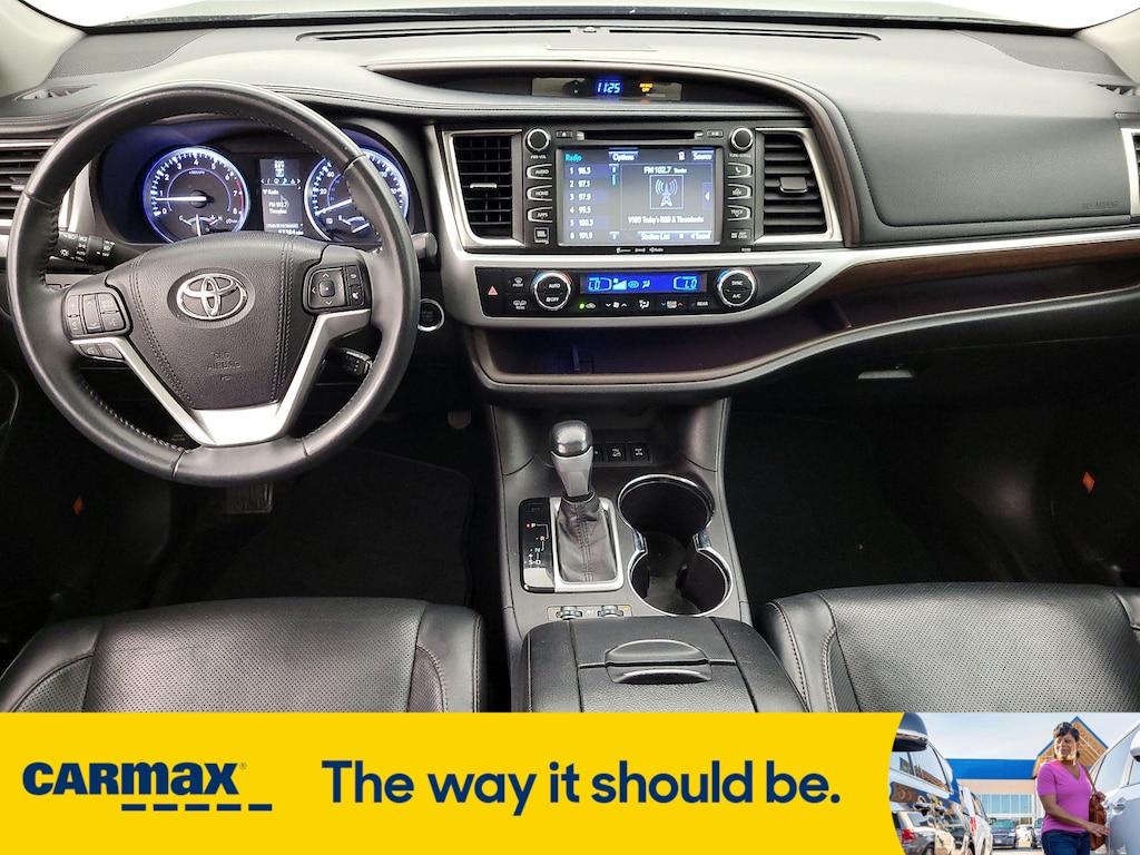 used 2016 Toyota Highlander car, priced at $23,998