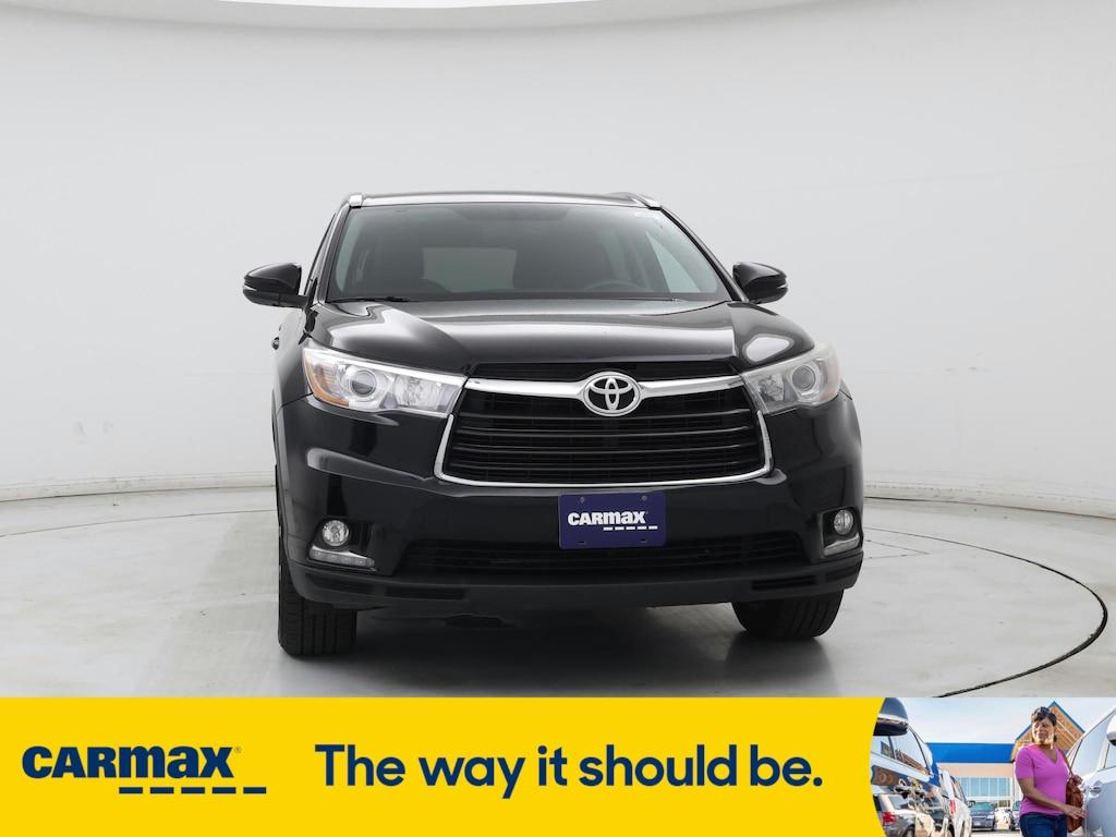 used 2016 Toyota Highlander car, priced at $23,998