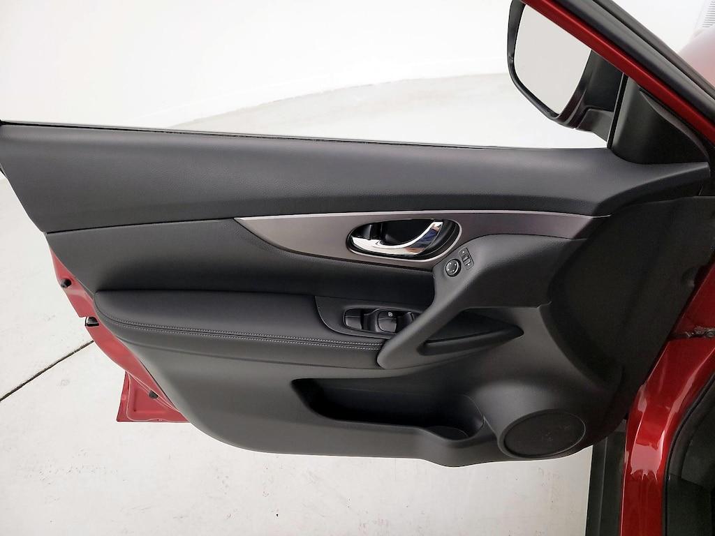 used 2016 Nissan Rogue car, priced at $17,998