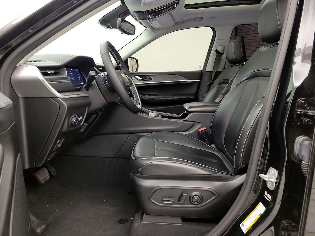 used 2022 Jeep Grand Cherokee car, priced at $30,998