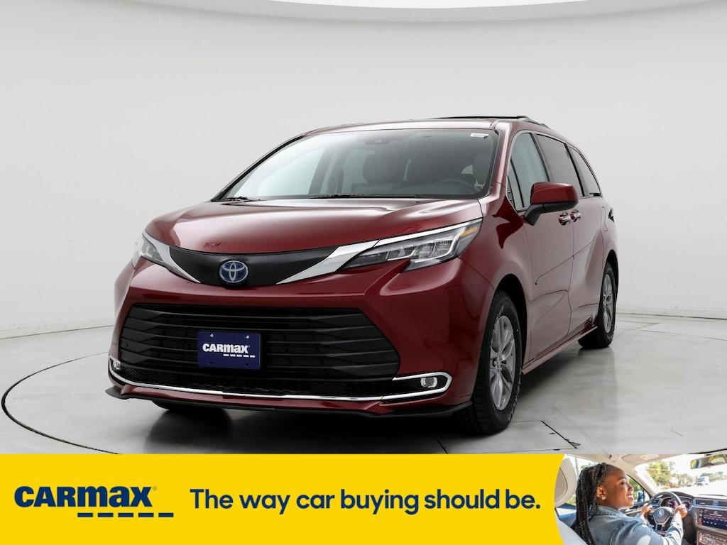 used 2023 Toyota Sienna car, priced at $45,998