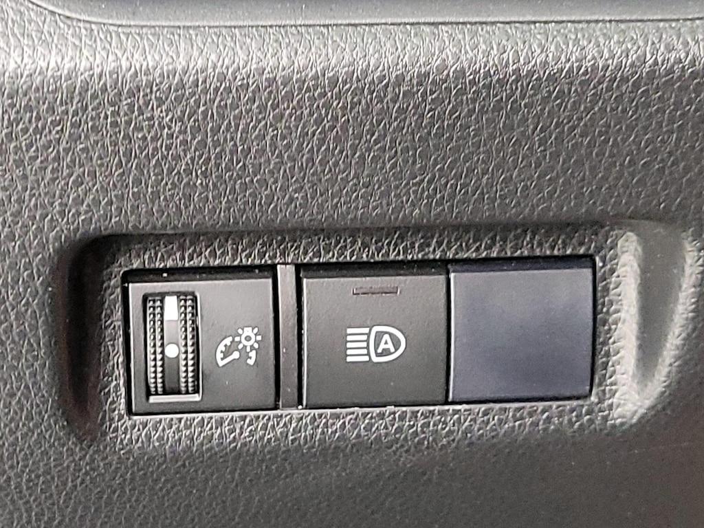 used 2019 Toyota RAV4 car, priced at $24,998