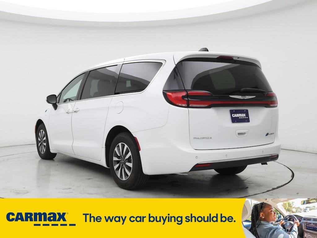 used 2023 Chrysler Pacifica Hybrid car, priced at $27,998
