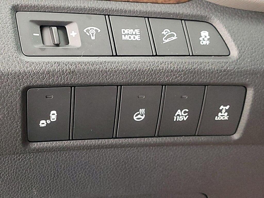 used 2017 Hyundai Santa Fe car, priced at $18,998