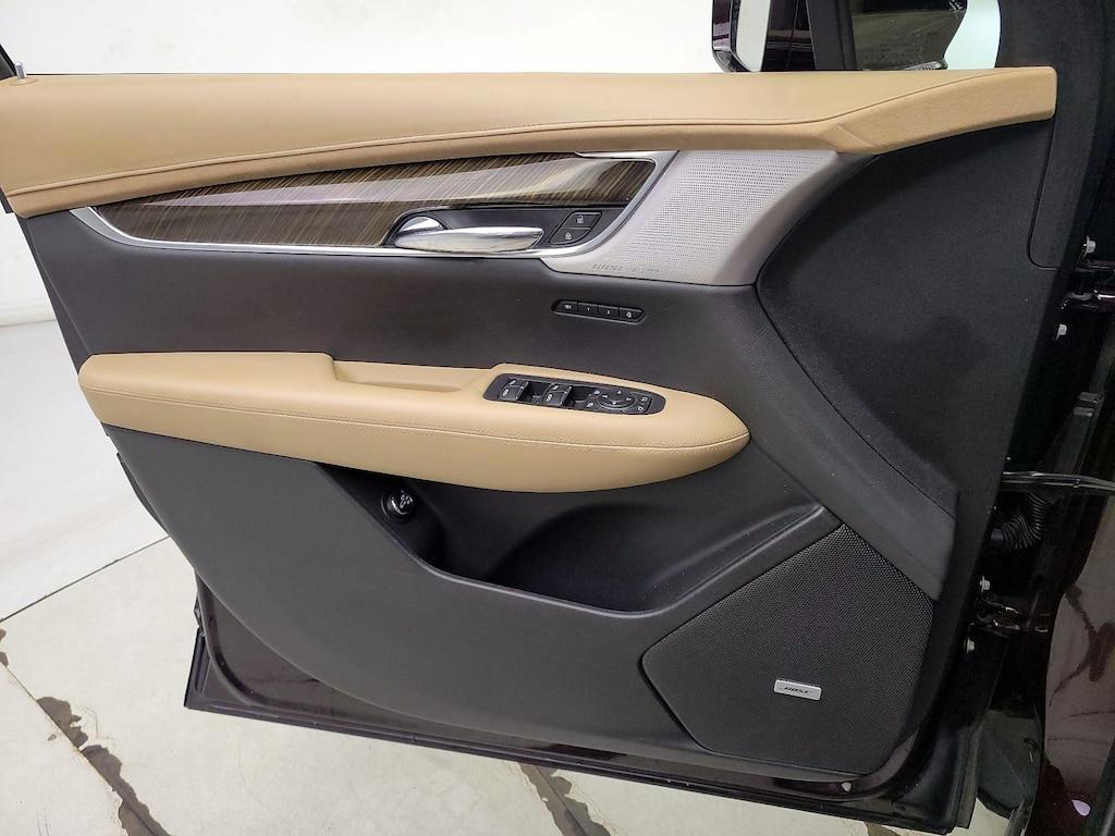 used 2020 Cadillac XT6 car, priced at $32,998