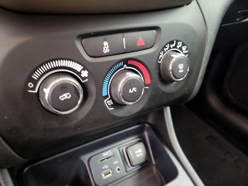 used 2015 Jeep Cherokee car, priced at $15,998