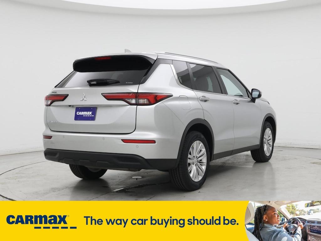 used 2022 Mitsubishi Outlander car, priced at $24,998