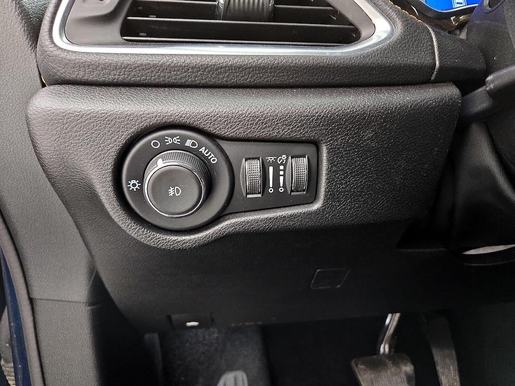 used 2021 Chrysler Pacifica car, priced at $40,998