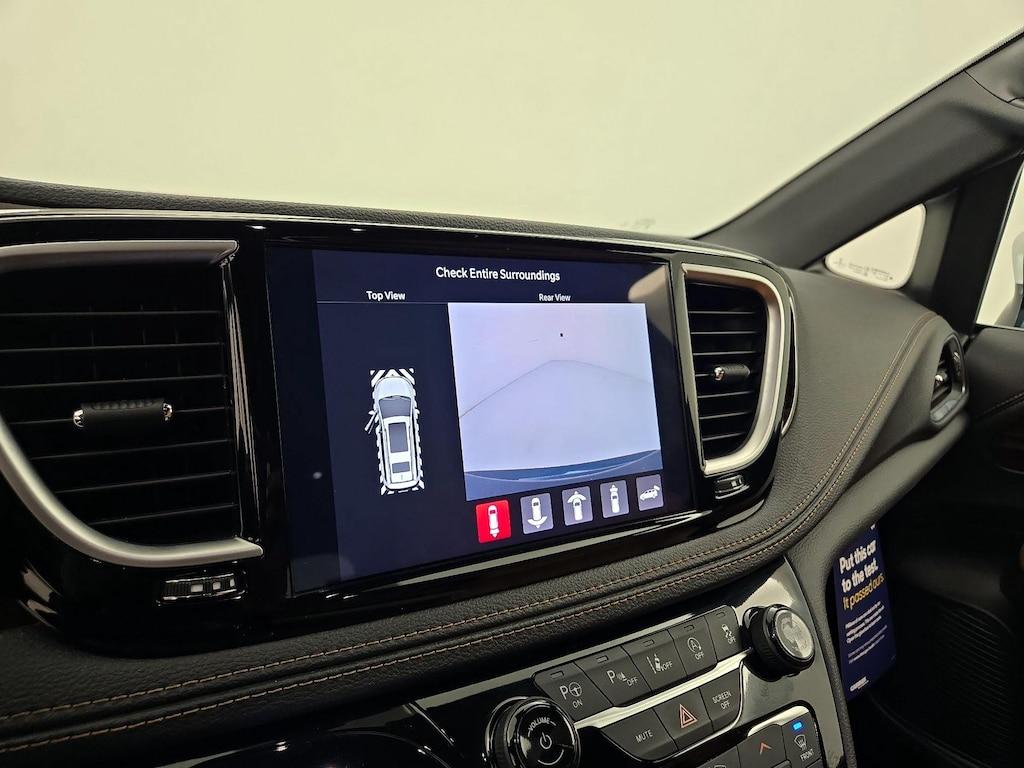 used 2021 Chrysler Pacifica car, priced at $40,998