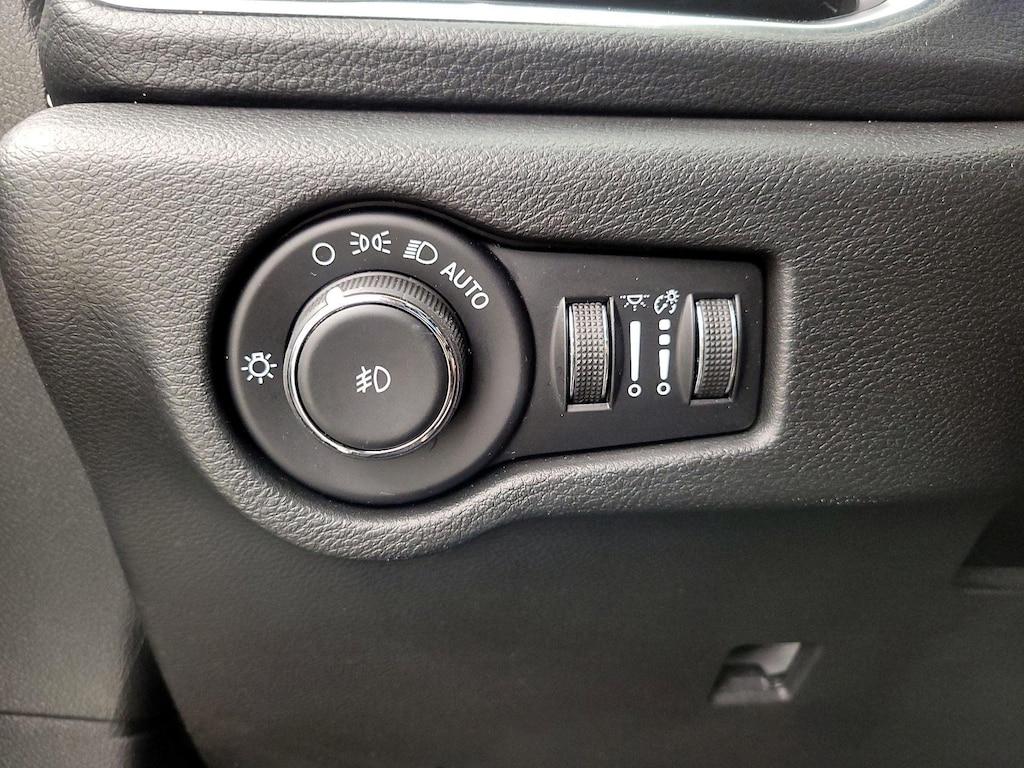 used 2023 Chrysler Pacifica car, priced at $40,998