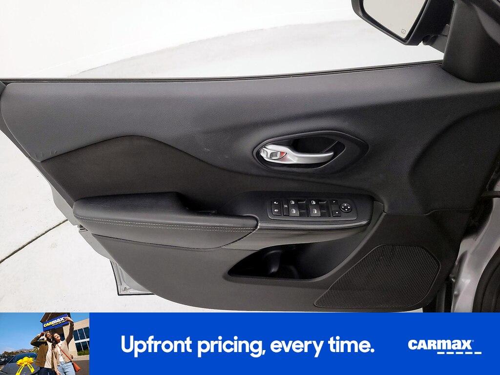 used 2016 Jeep Cherokee car, priced at $14,998
